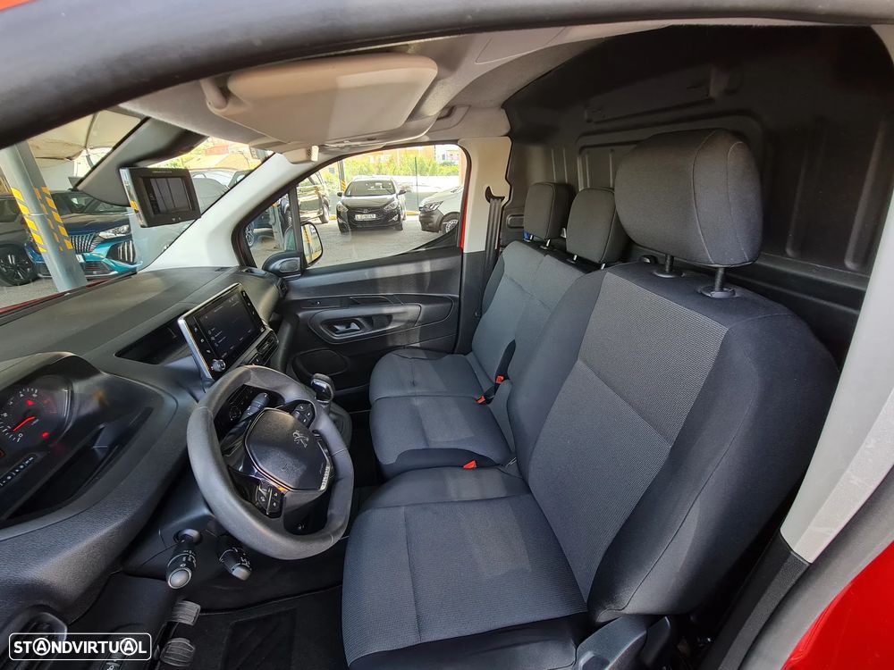 Peugeot Partner Asphalt 1.6 HDi 100cv Câmara CarPlay IVA Dedutível - 21