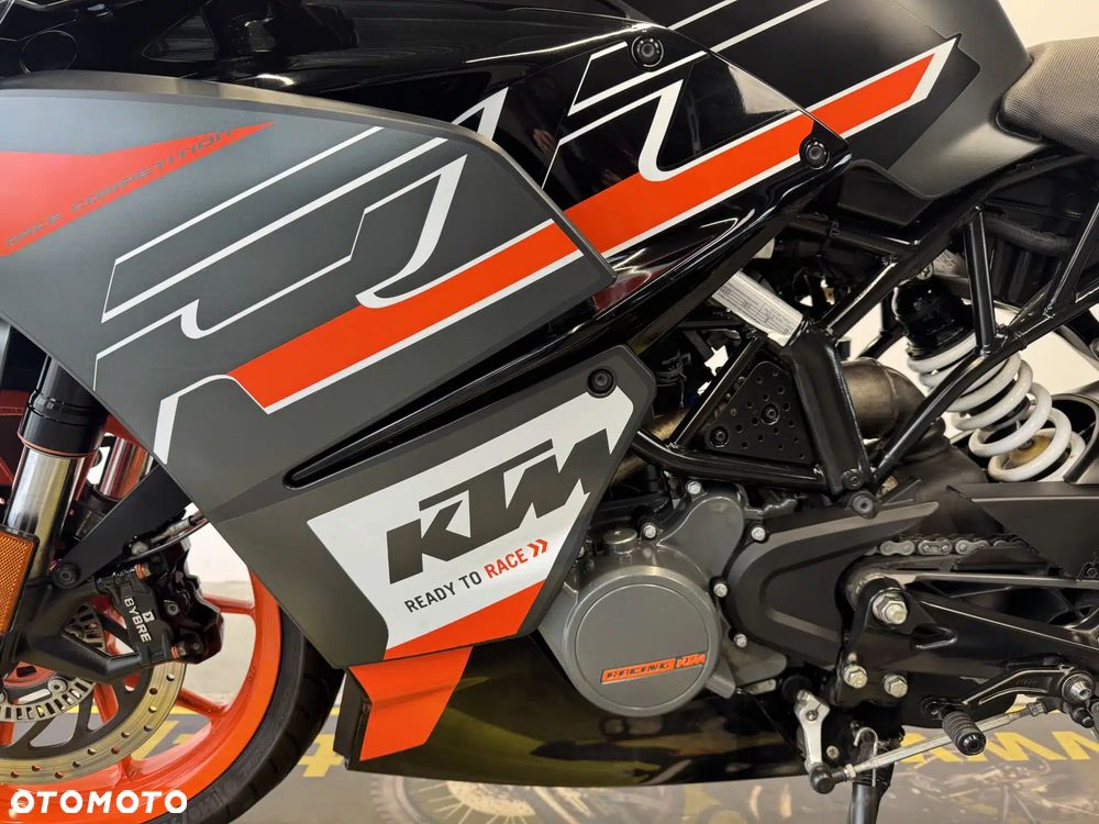 KTM RC 125 - 23