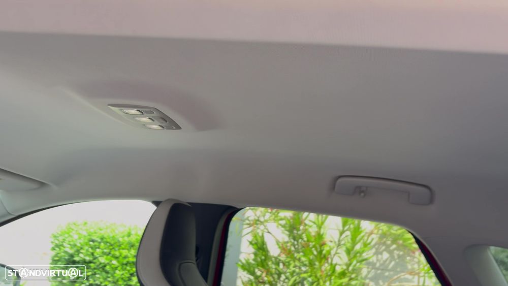 Renault Captur e-tech-160 - 13