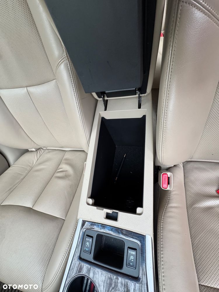 Nissan Altima - 20