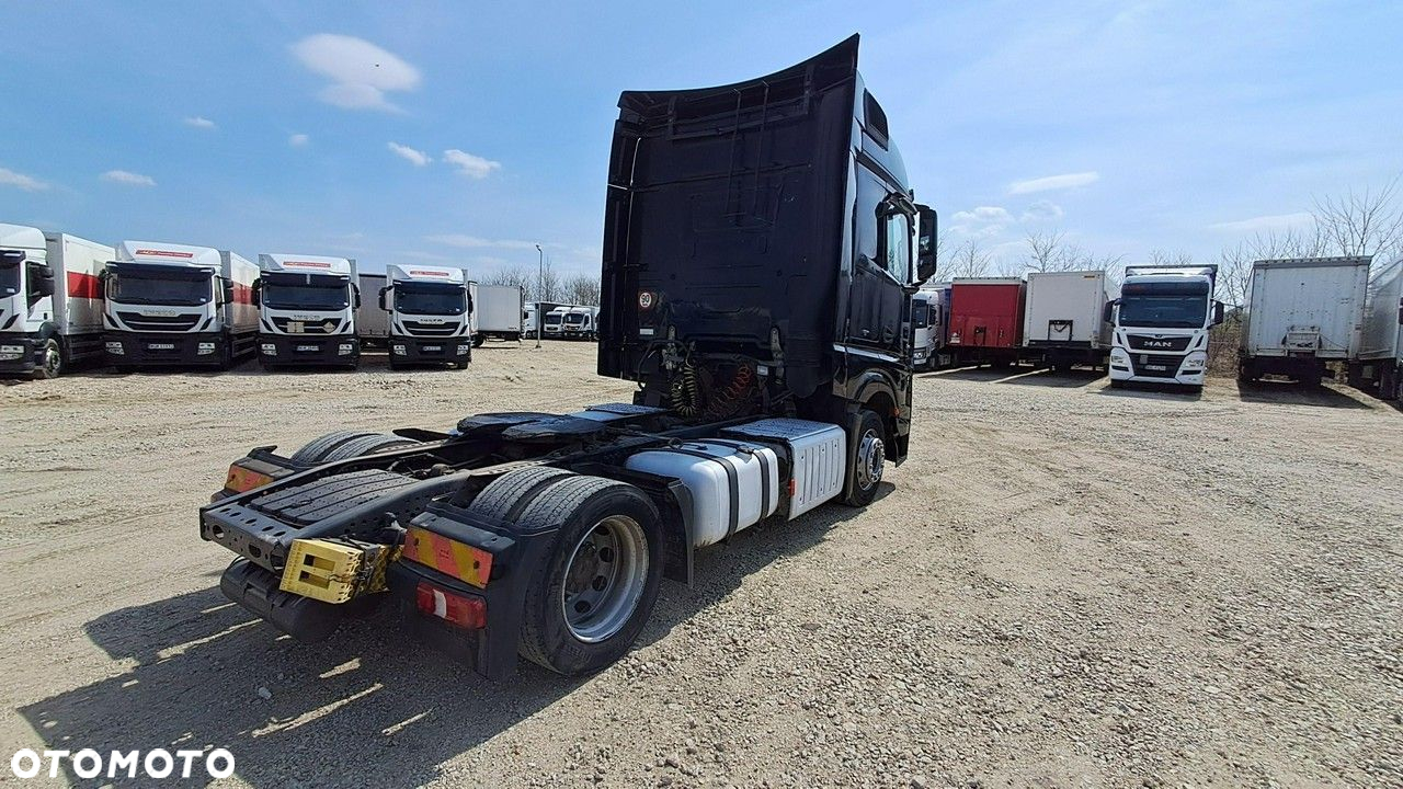 Mercedes-Benz Actros - 6