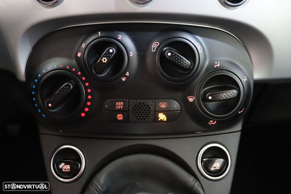 Fiat 500C 1.0 Hybrid Connect - 27