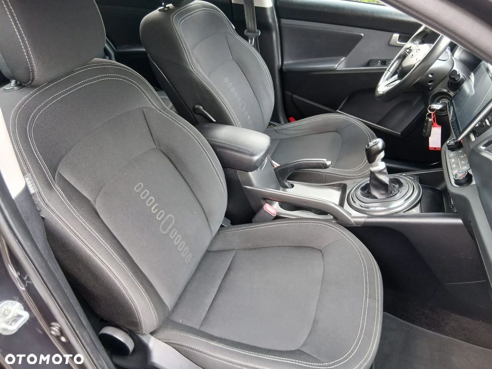 Kia Sportage 1.6 GDI Business Line M 2WD - 30