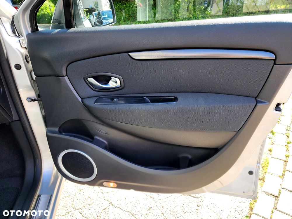 Renault Scenic 1.6 16V 110 Dynamique - 38