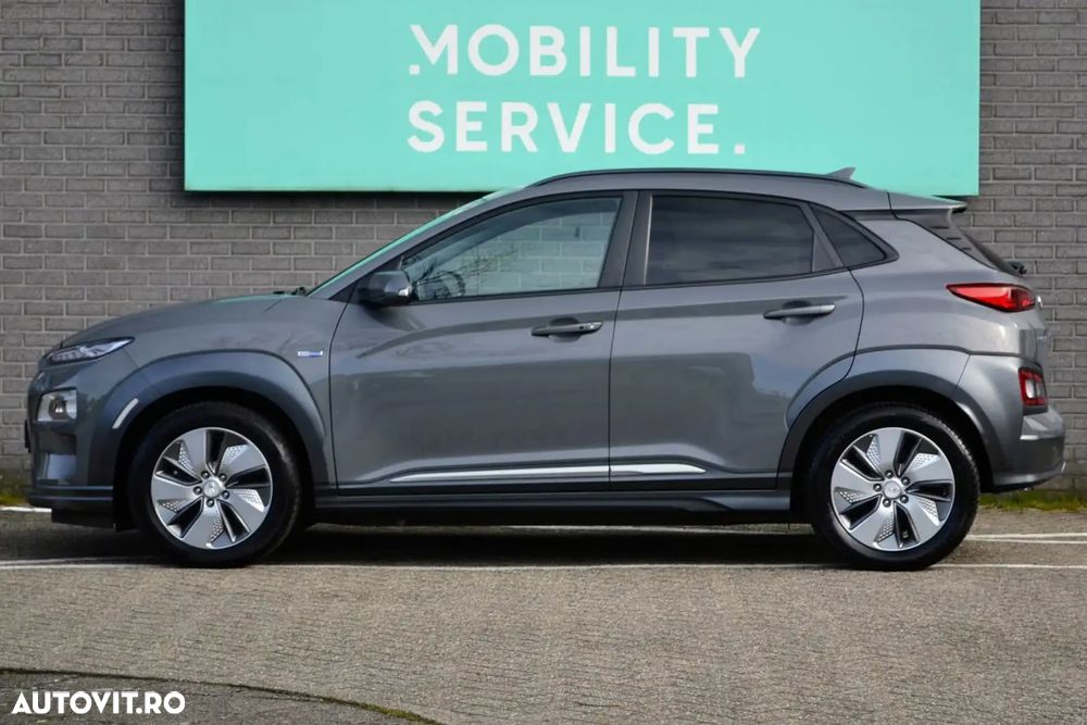 Hyundai KONA Premium - 5