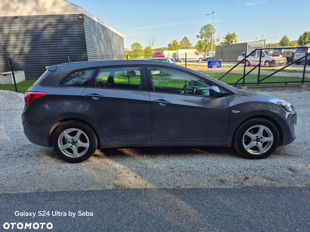 Hyundai i30 blue Kombi 1.6 CRDi DCT Style - 5