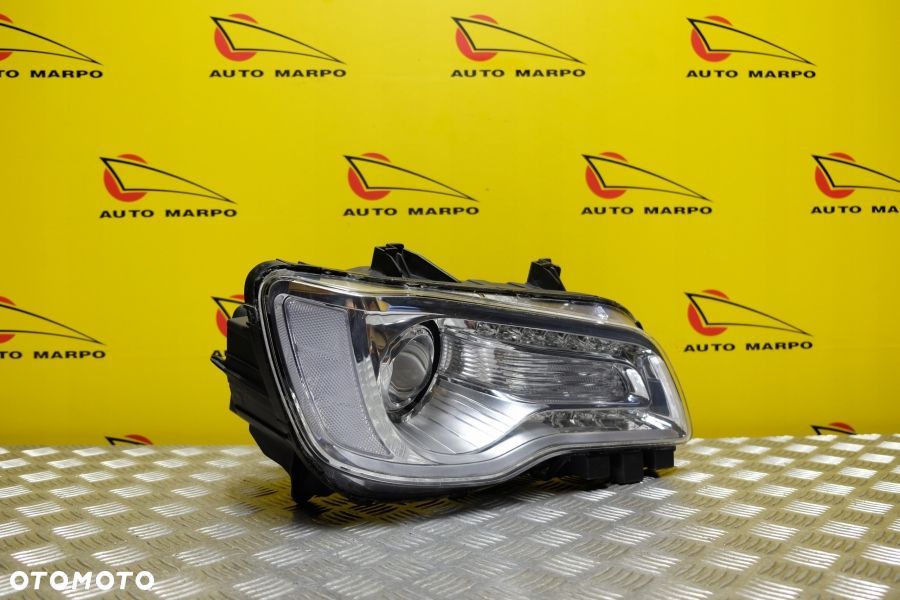 CHRYSLER 300 300C LIFT 2015- REFLEKTOR LAMPA XENON PRAWA USA - 3
