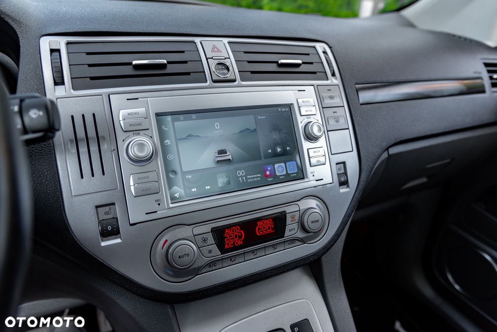 Ford Kuga 2.5 4x4 Trend - 37