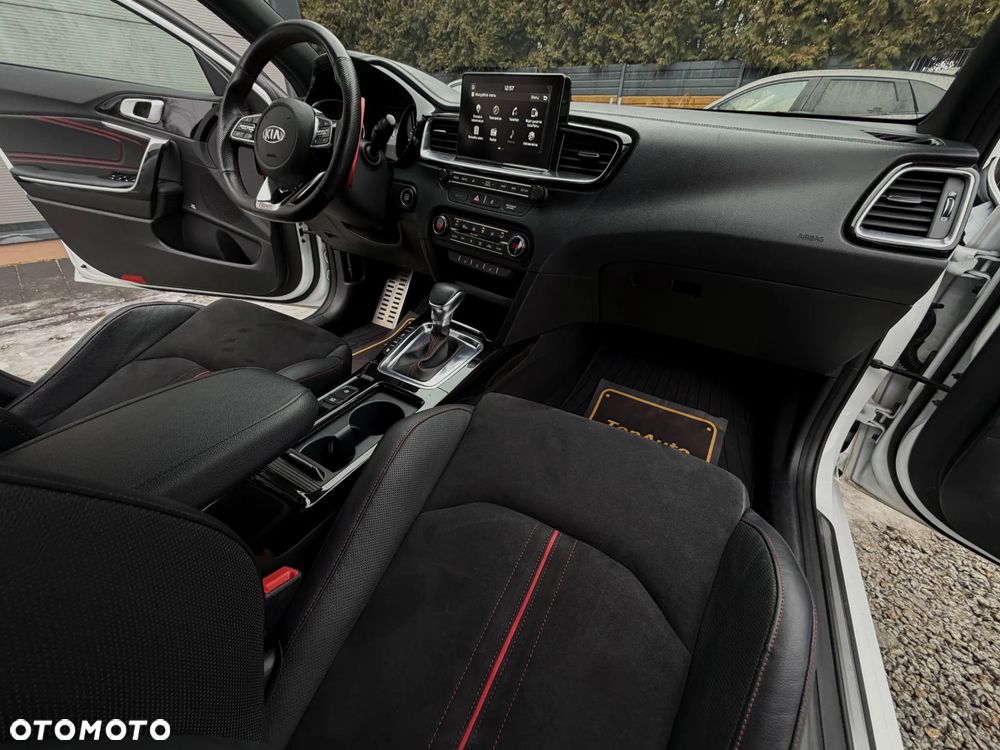 Kia ProCeed 1.6 T-GDI DCT7 OPF GT - 16