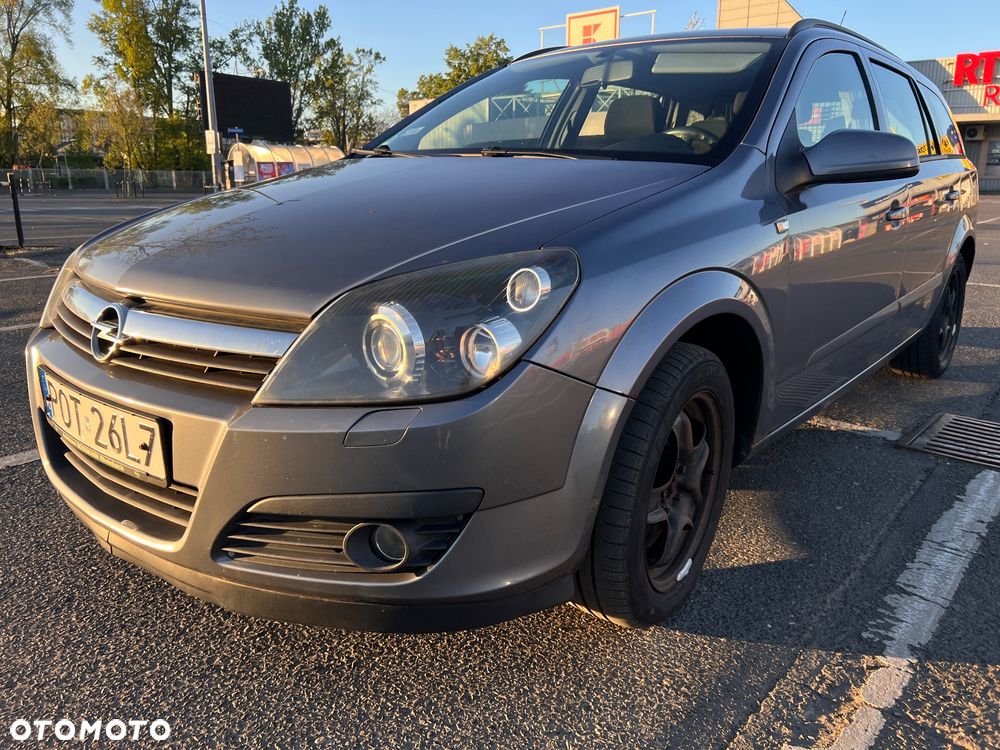 Opel Astra 1.9 CDTI Elegance - 4