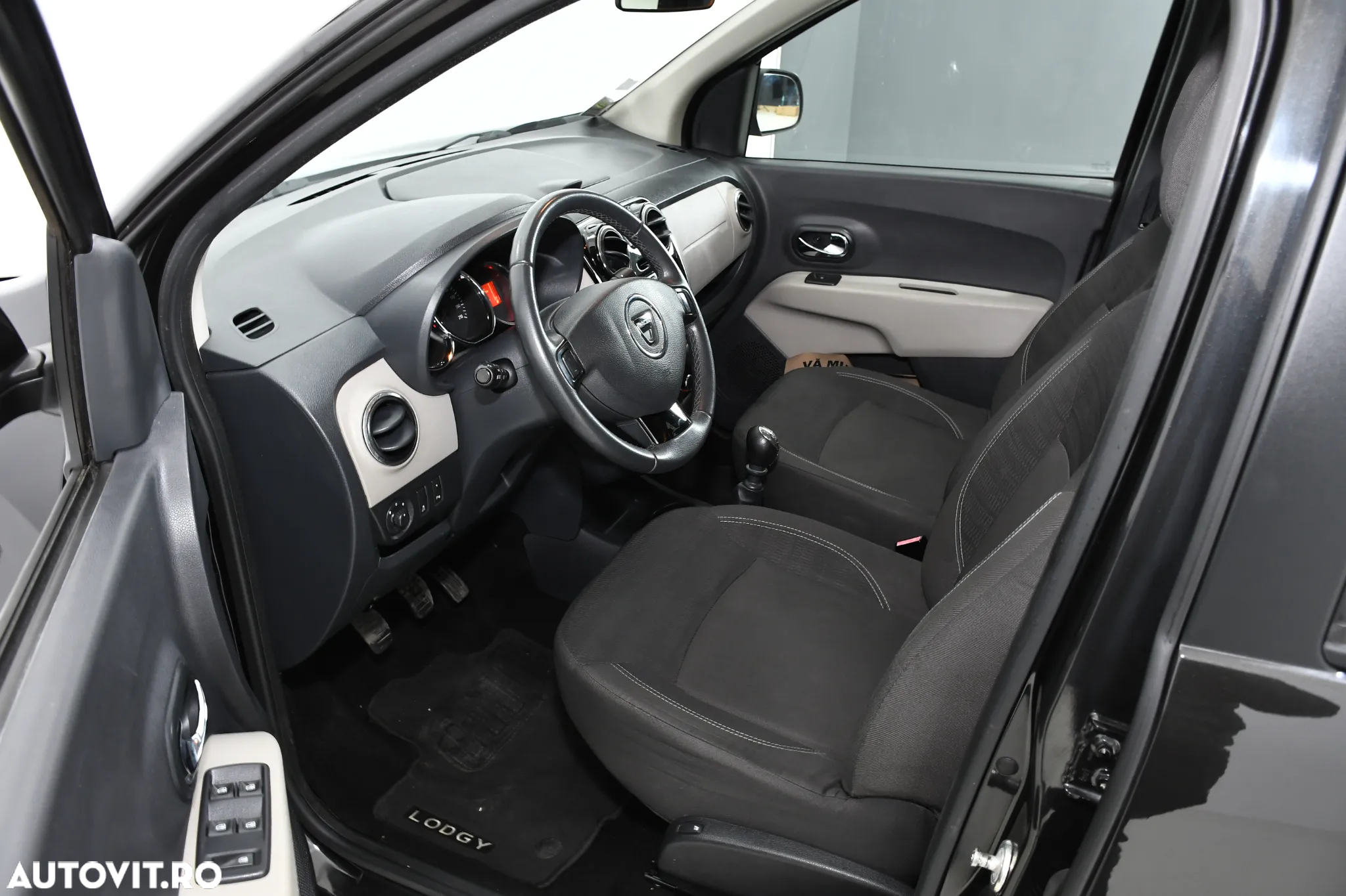 Dacia Lodgy 1.5 dCi Laureate - 15
