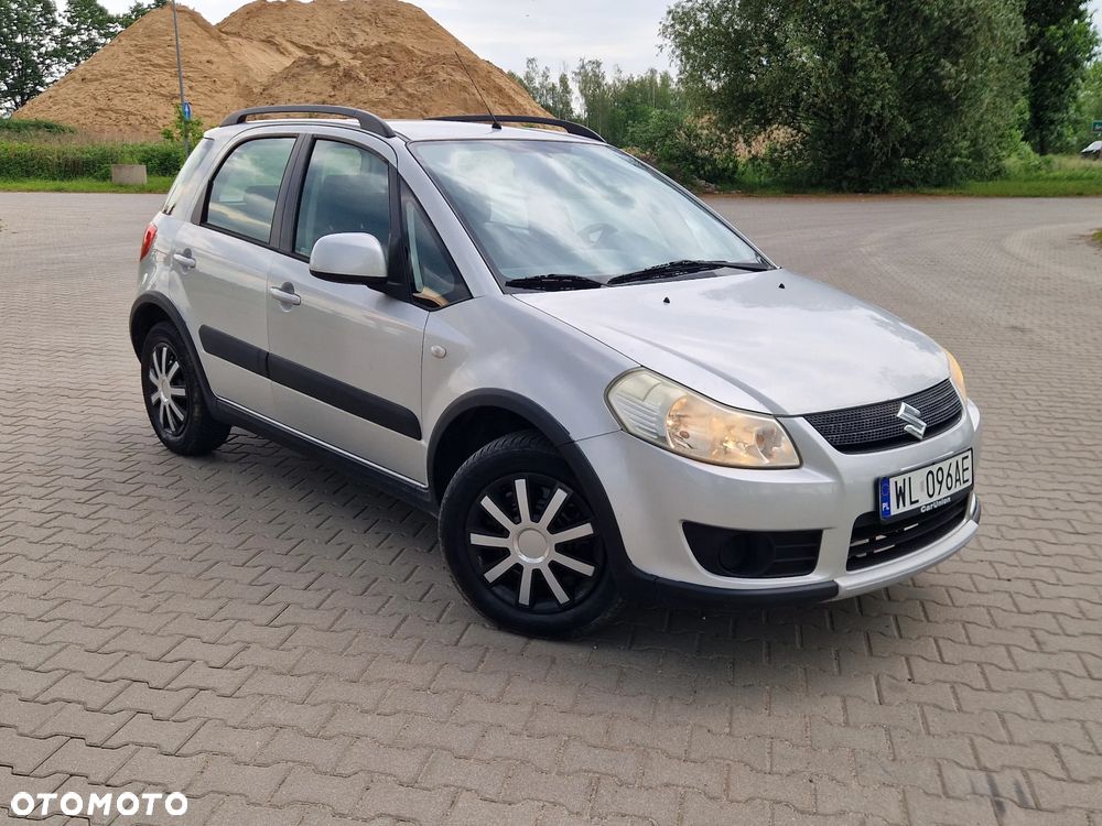 Suzuki SX4 - 1