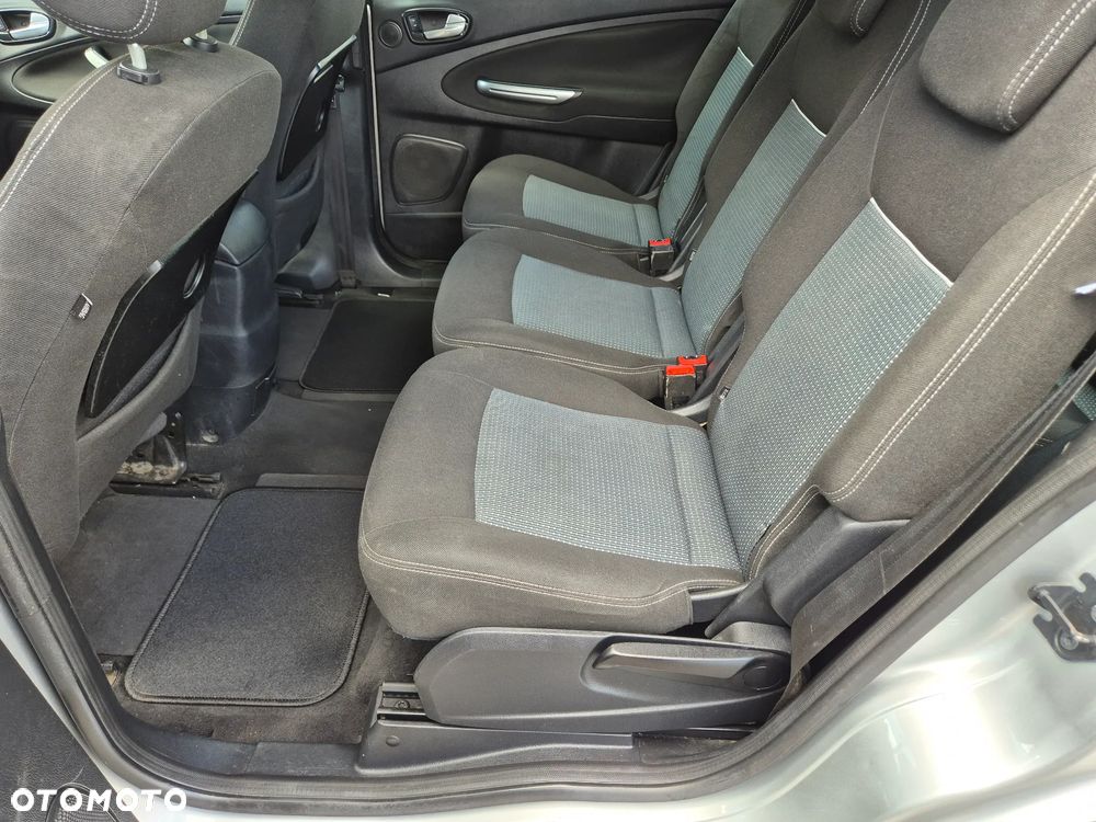 Ford Galaxy 2.0 TDCi Trend - 15