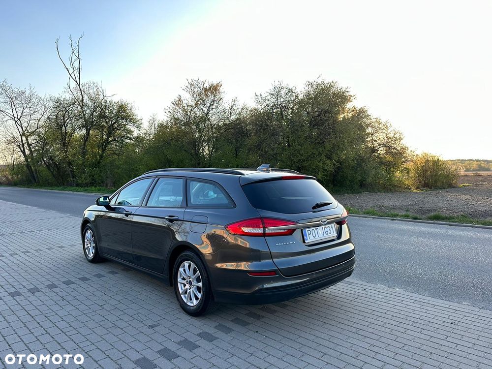 Ford Mondeo 2.0 EcoBlue Trend - 4