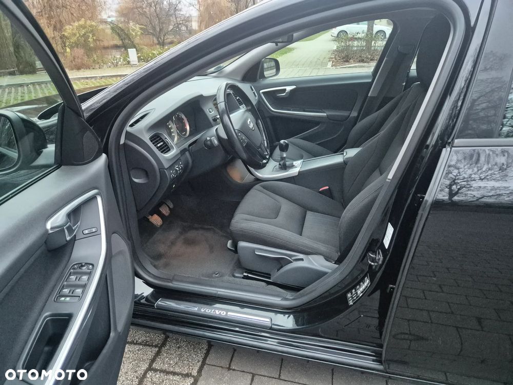 Volvo V60 DRIVe - 5