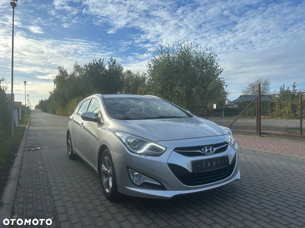 Hyundai i40 1.7 CRDi Comfort - 1