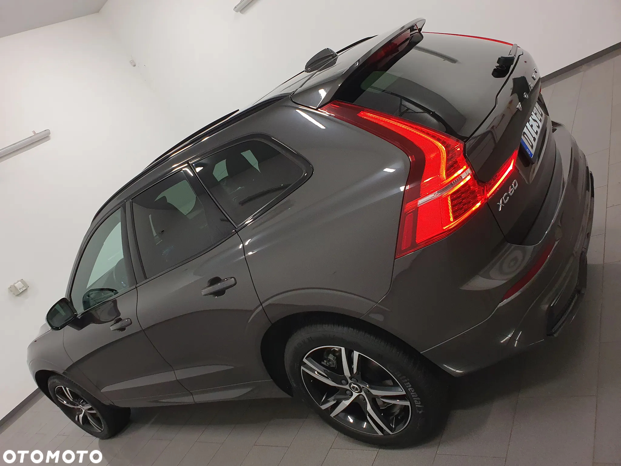 Volvo XC 60 B5 D AWD Geartronic RDesign - 32