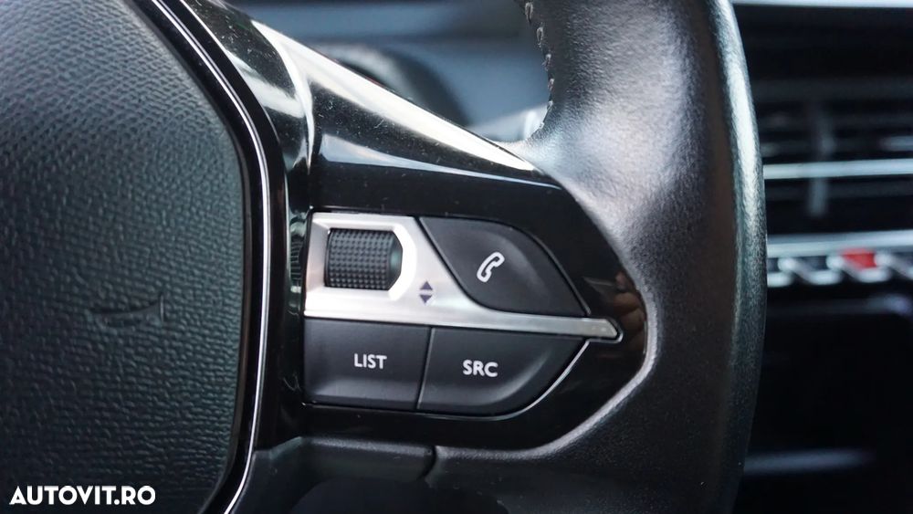Peugeot 208 BlueHDi 100 GT - 21