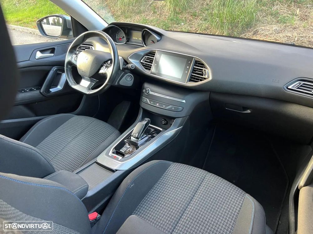 Peugeot 308 SW - 28