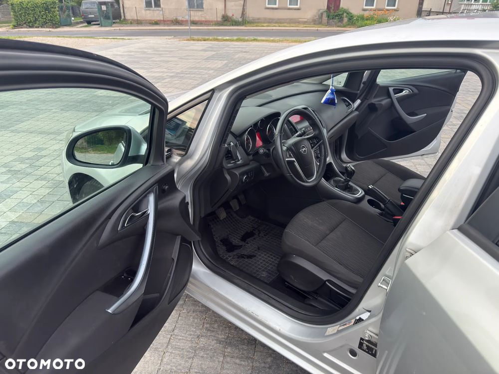 Opel Astra - 14
