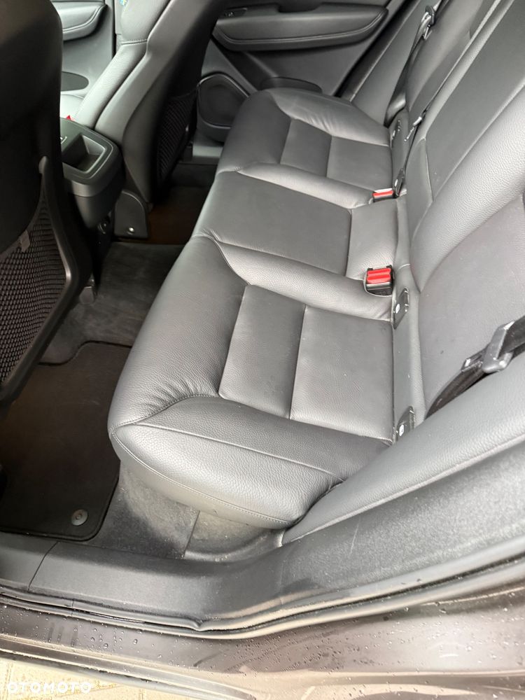 Volvo XC 60 - 18