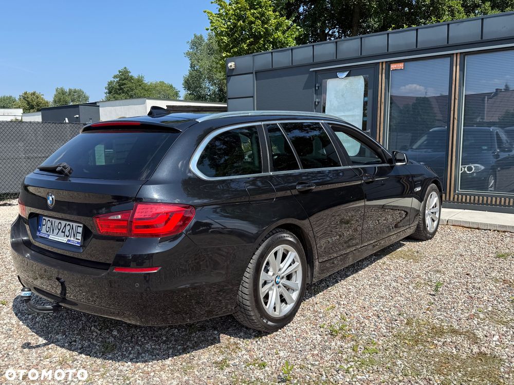 BMW Seria 5 520d Sport-Aut - 10