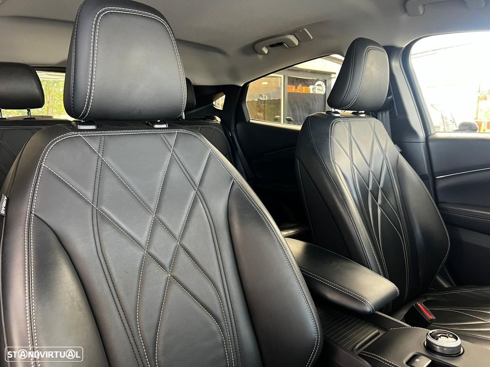 Ford Mustang Mach-E 75.7 kWh Premium AWD - 15