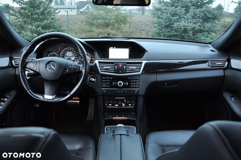 Mercedes-Benz Klasa E 350 CDI DPF BlueEFFICIENCY 7G-TRONIC Avantgarde - 20