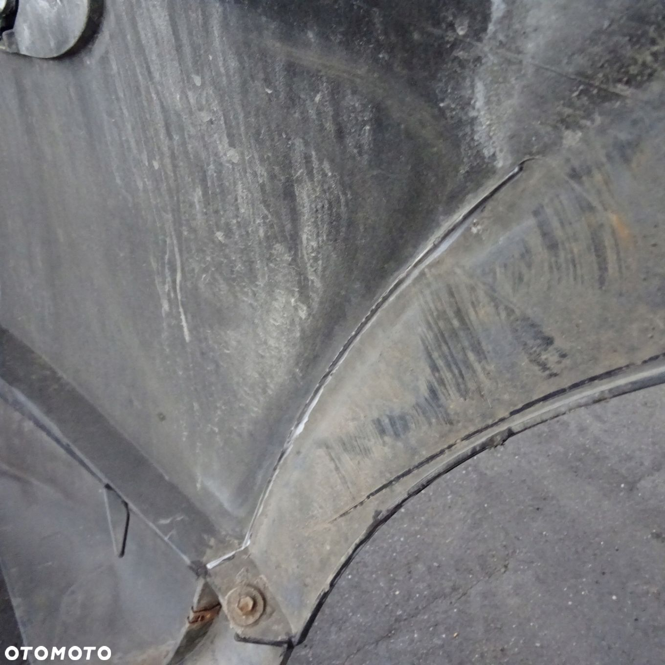 BMW 1 E87 ZDERZAK TYŁ A22/7 - 9