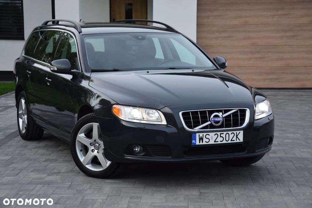 Volvo V70 2.5T Momentum - 12