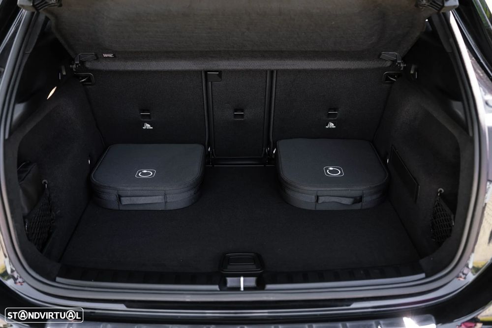 Mercedes-Benz GLA 250 e Progressive - 57