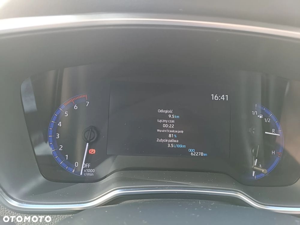 Toyota Corolla 1.8 Hybrid Comfort - 16