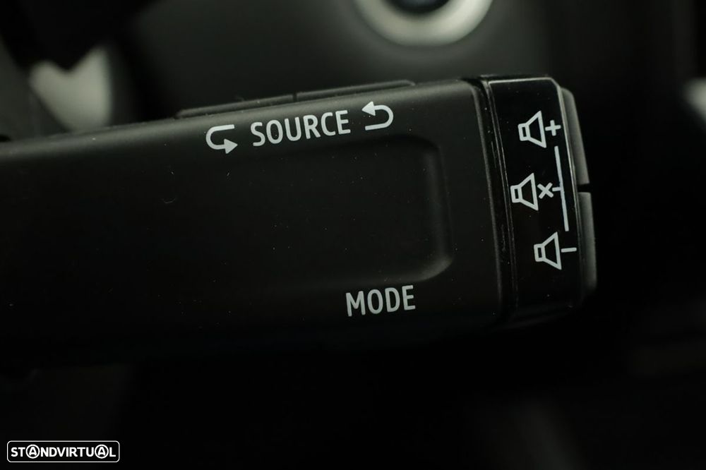 Renault Captur 1.0 TCe Techno Bi-Fuel - 19