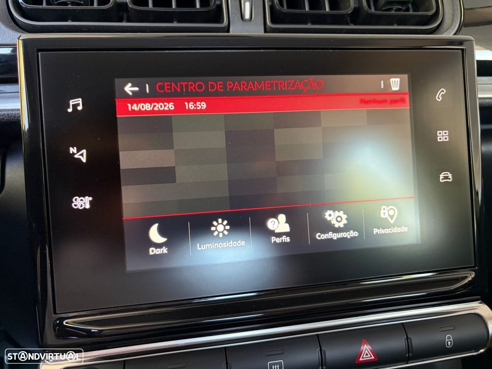 Citroën C3 1.2 PureTech Shine - 33