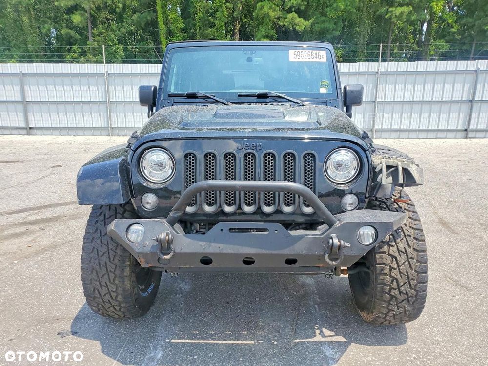 Jeep Wrangler 3.6 Sahara - 2
