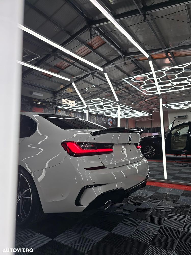 BMW Seria 3 330d AT - 8