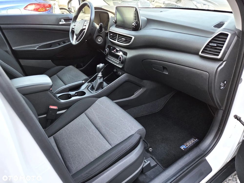 Hyundai Tucson blue 1.6 GDi 2WD Passion - 21