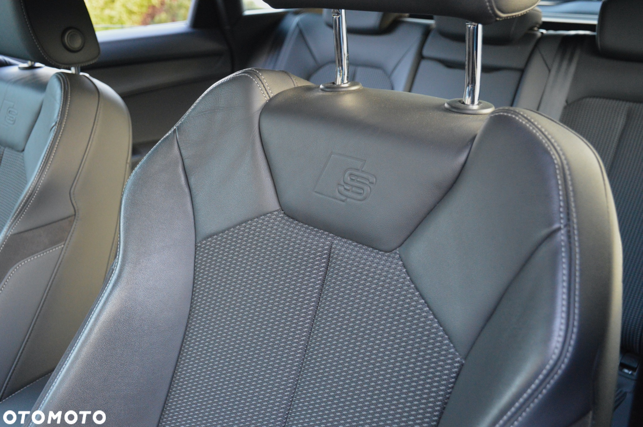 Audi Q3 35 TDI S tronic S line - 27