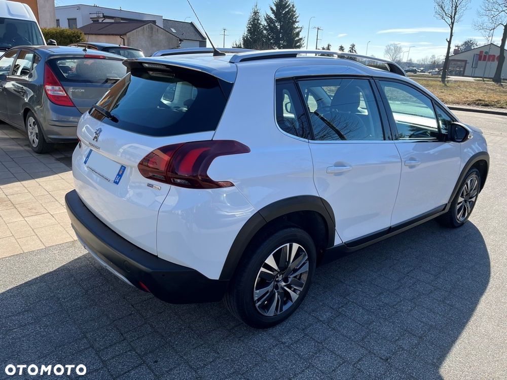 Peugeot 2008 PureTech 110 Stop&Start Allure - 4