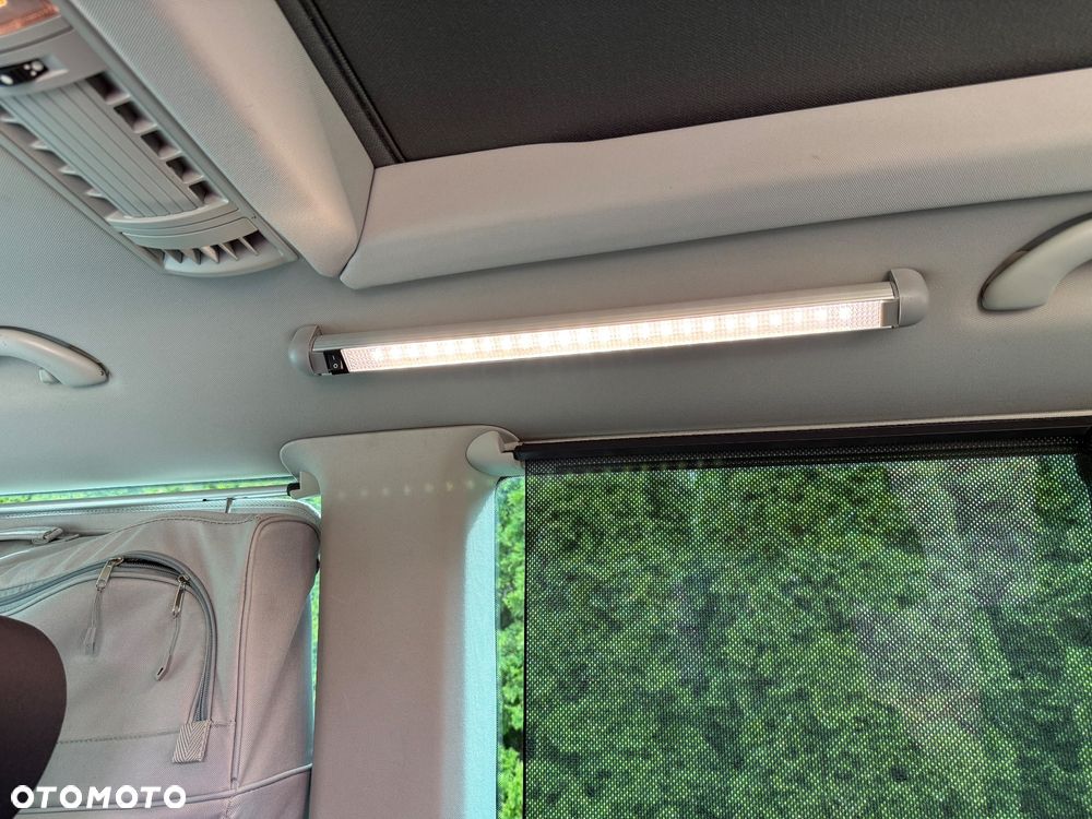 Volkswagen Multivan - 29