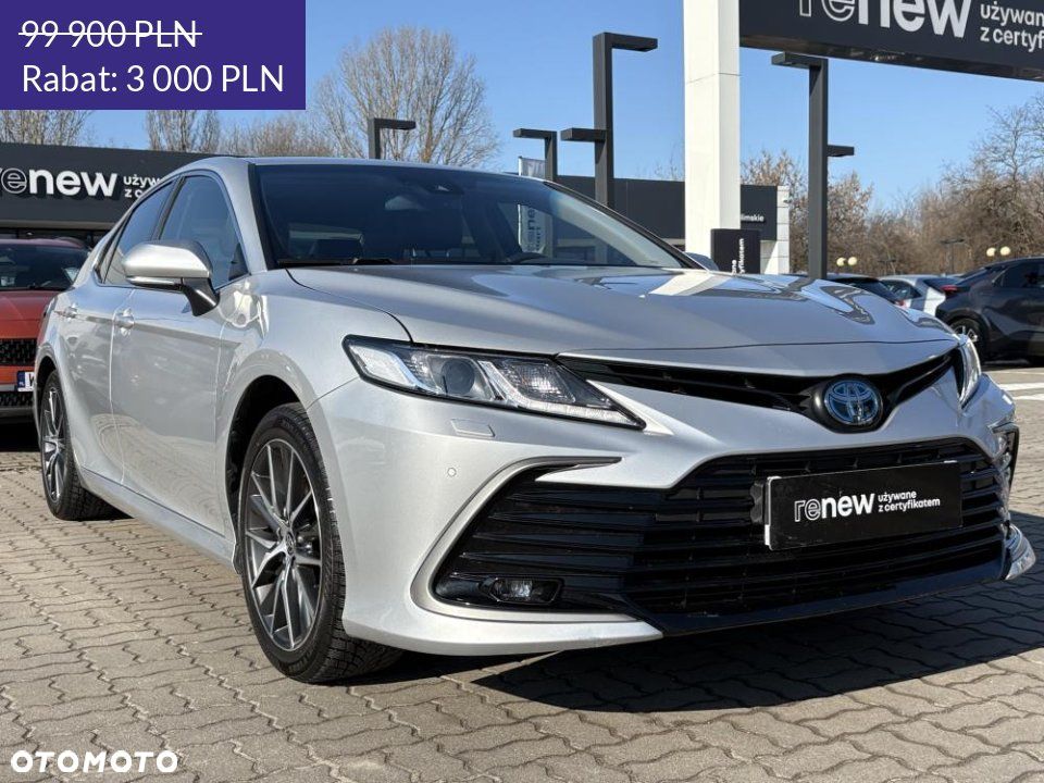 Toyota Camry - 2