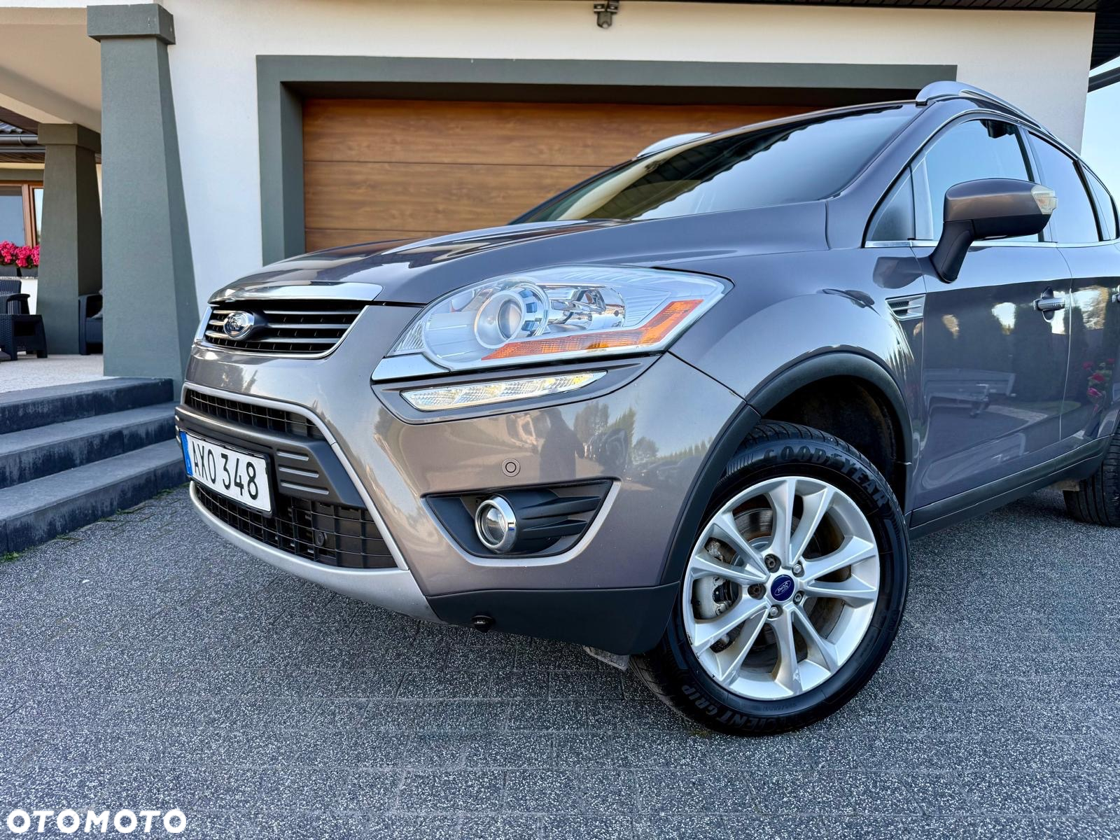 Ford Kuga 2.0 TDCi 4x4 Titanium - 3
