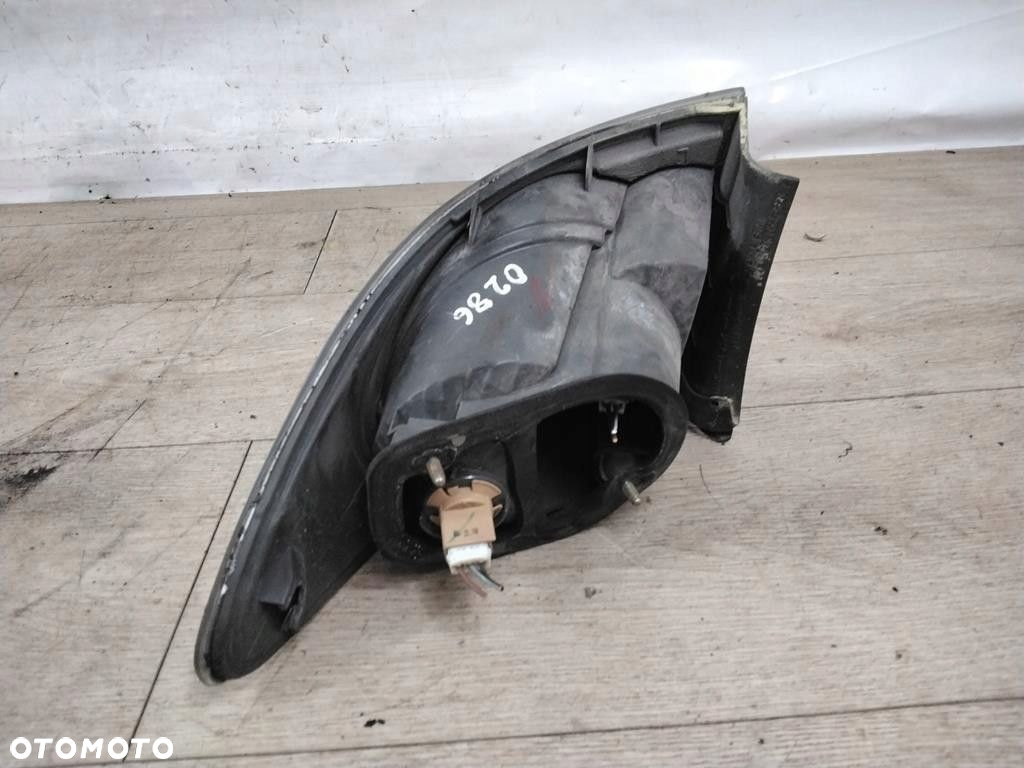 MAZDA 6 LAMPA TYŁ LEWA - 2