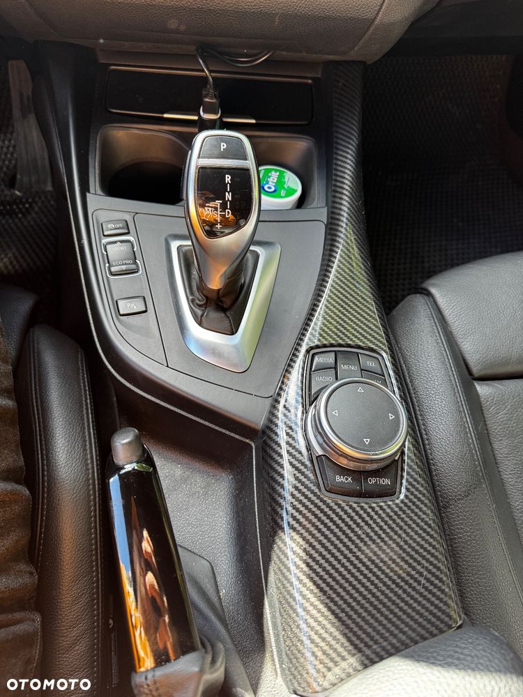 BMW Seria 1 120d Edition M Sport Shadow - 16