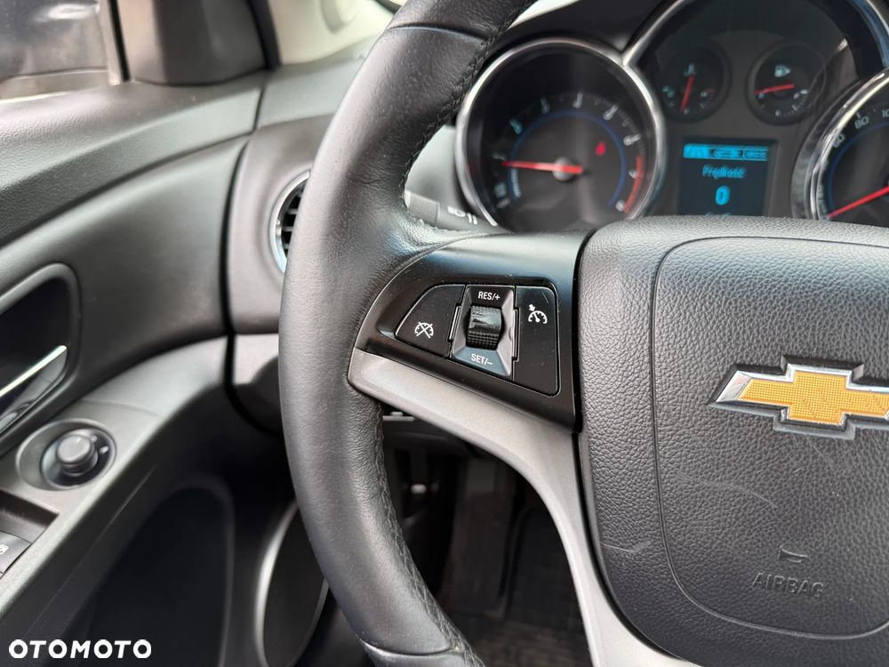 Chevrolet Cruze 1.4 T LTZ - 14