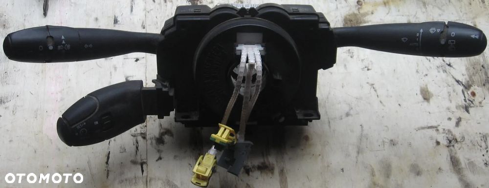 96542564XT PEUGEOT 206 307 przełącznik świateł kierunków manetka - 1