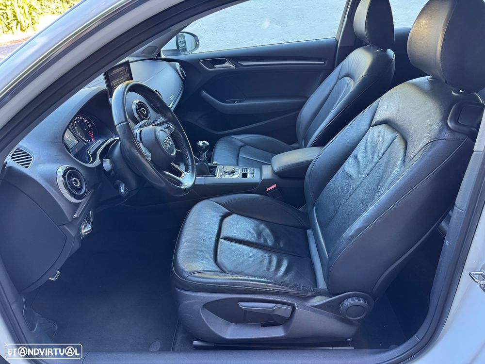 Audi A3 1.6 TDI Design - 12