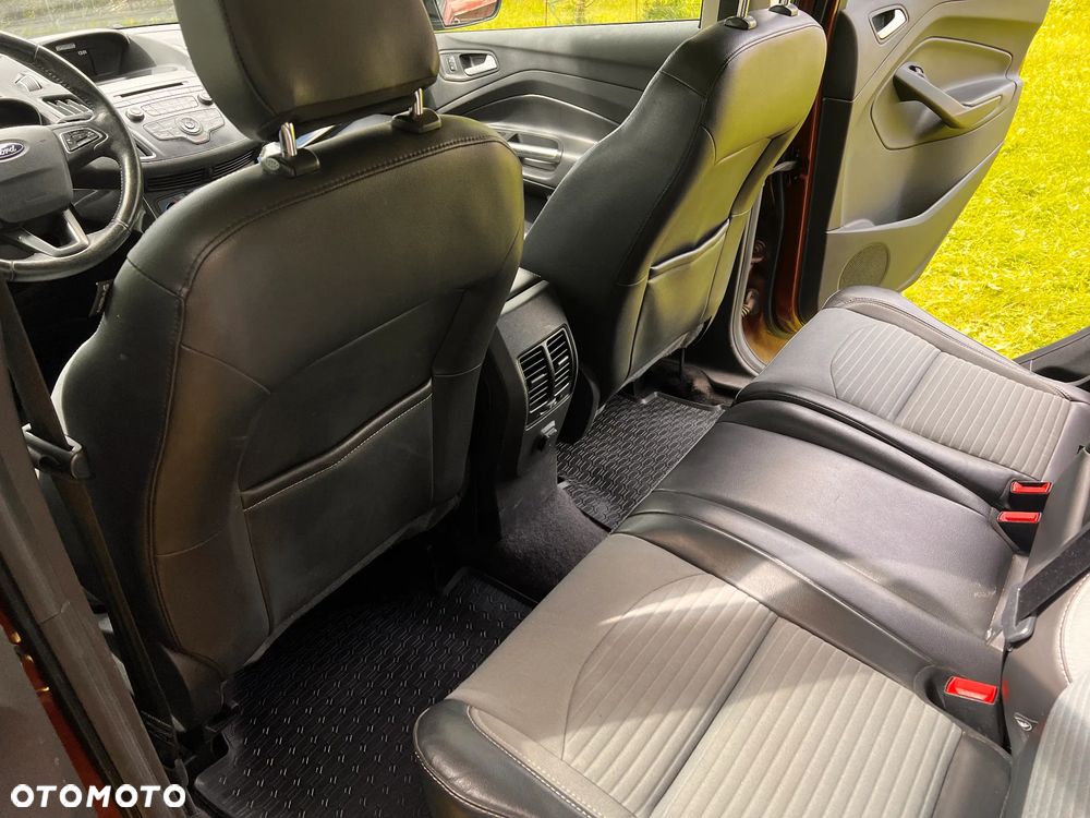 Ford Escape - 4