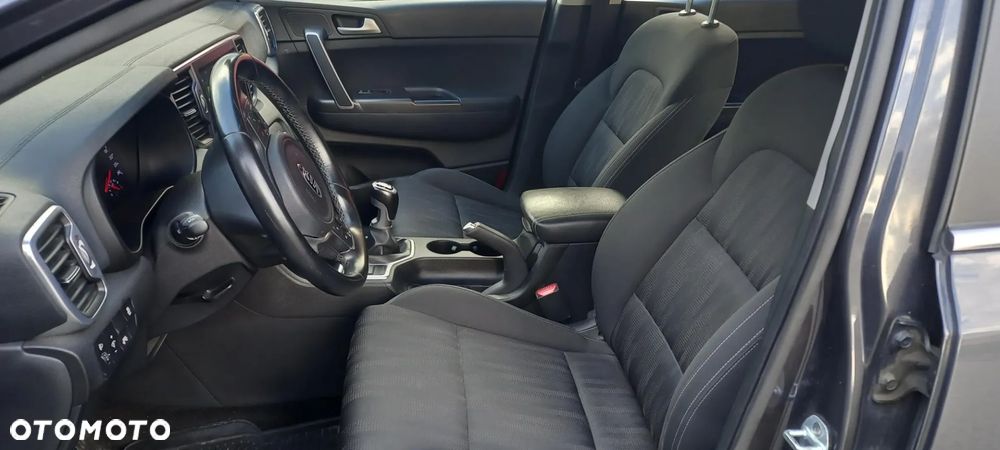 Kia Sportage 1.6 GDI 2WD VISION - 19