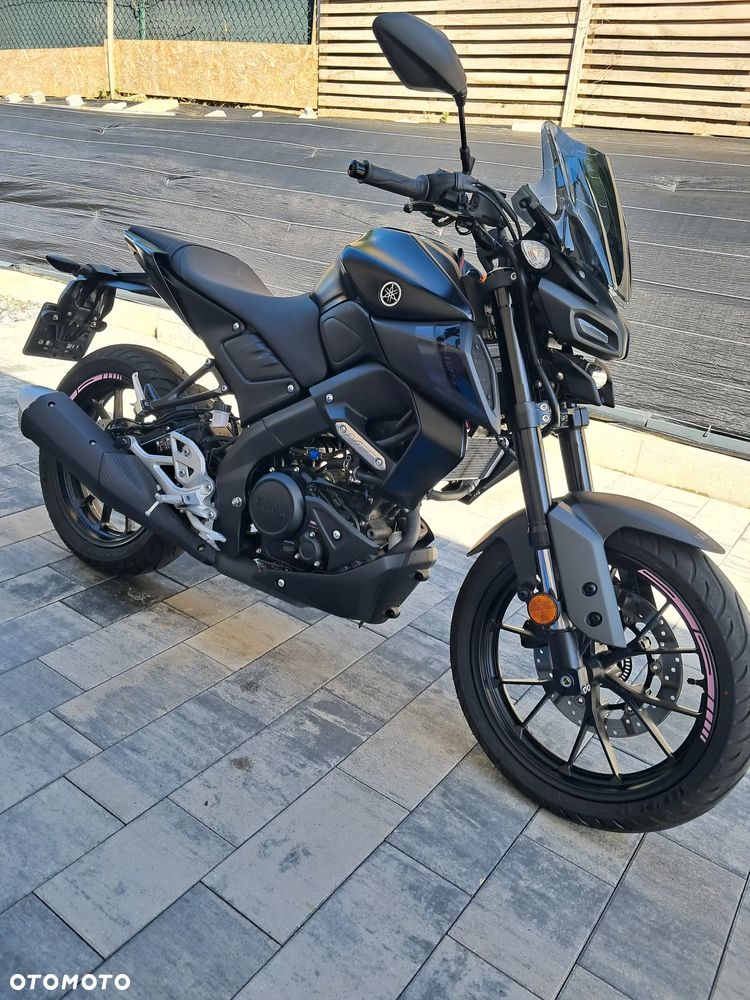 Yamaha MT - 8